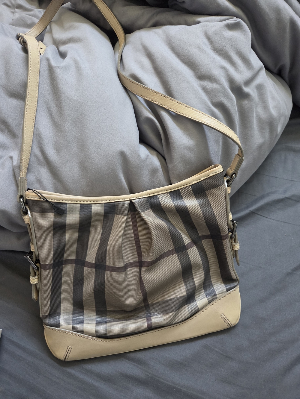 🤎 Authentic Burberry Hartham Smoked Check Crossbody – Plated Hobo Bag